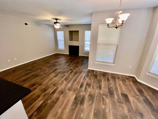 Photo - Spacious 2 Bedroom 2 Bath in Gated Renaiss... Unit 2512