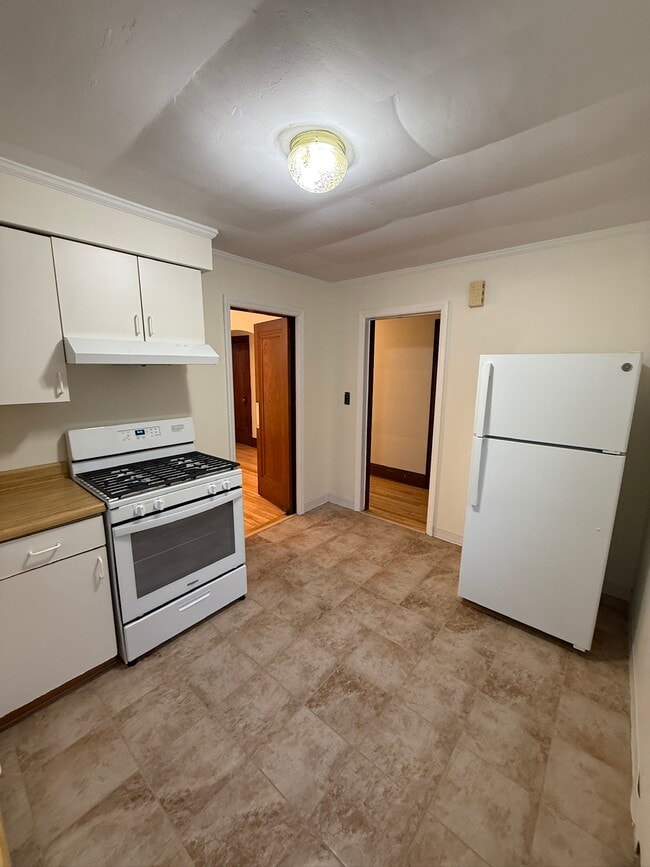 Photo - 221 Everett Pl Unit A - Downstairs