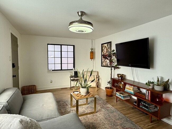 Photo - Delightful ranch home, featuring 3 bedroom...
