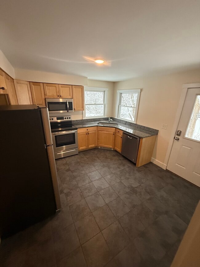 Photo - 85 Center Rd Unit 2