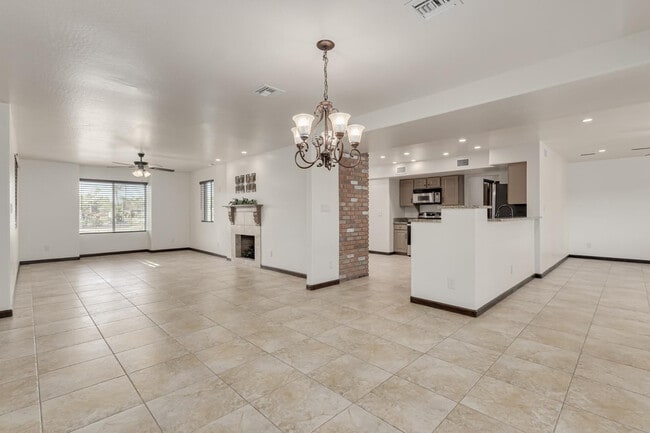 Photo - 16915 E Jacklin Dr