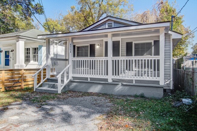 Photo - 4716 Mint Ave