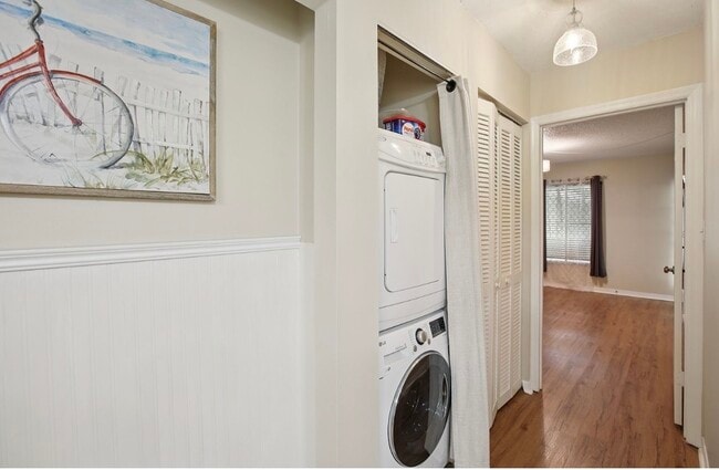 Photo - 7300 Sunshine Skyway Ln S Unit Apt 202
