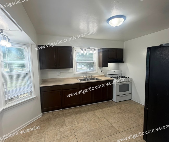 Photo - For Rent - 3 Bedroom, 1 Bathroom Home
