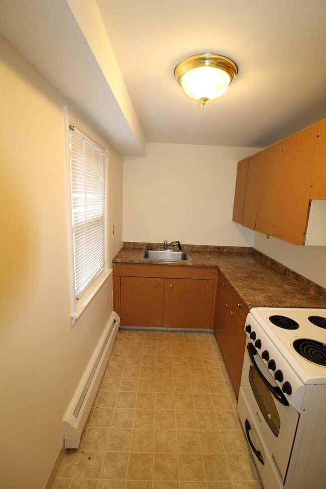 Photo - 72 Orchard St Unit #2