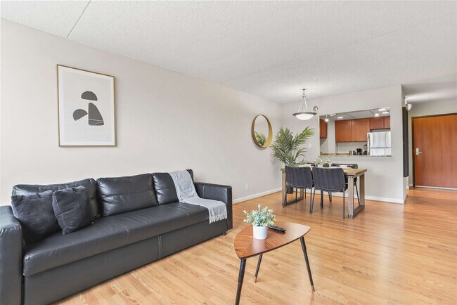 Photo - 401 12th St S Unidad GO FL6-ID1474782P