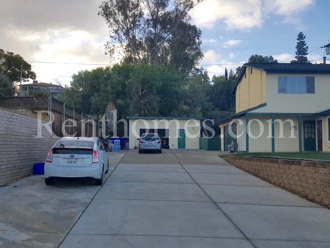 Photo - 9929 Via De Oro