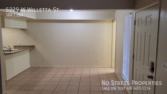 Photo - 5229 W Willetta St