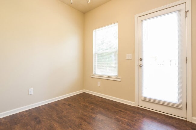 Photo - 62 Prescott Dr