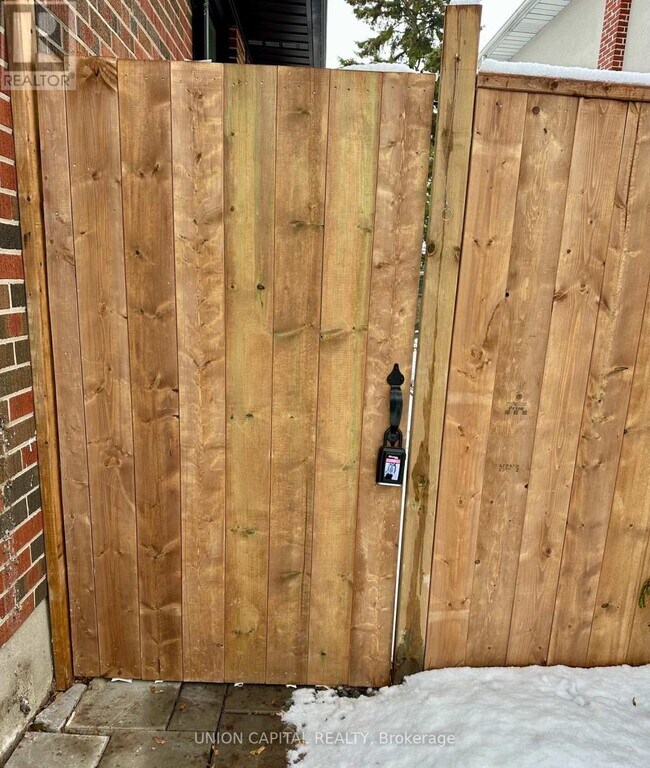 Photo - 29 Broadlands Blvd