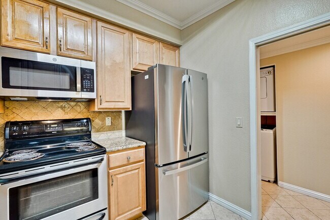 Photo - Large, Comfy 2BR, 2BA Condo with Convenient Location Unit 211
