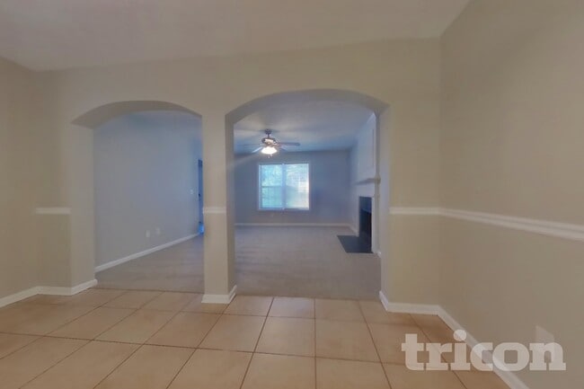 Photo - 205 Eagle View Trace