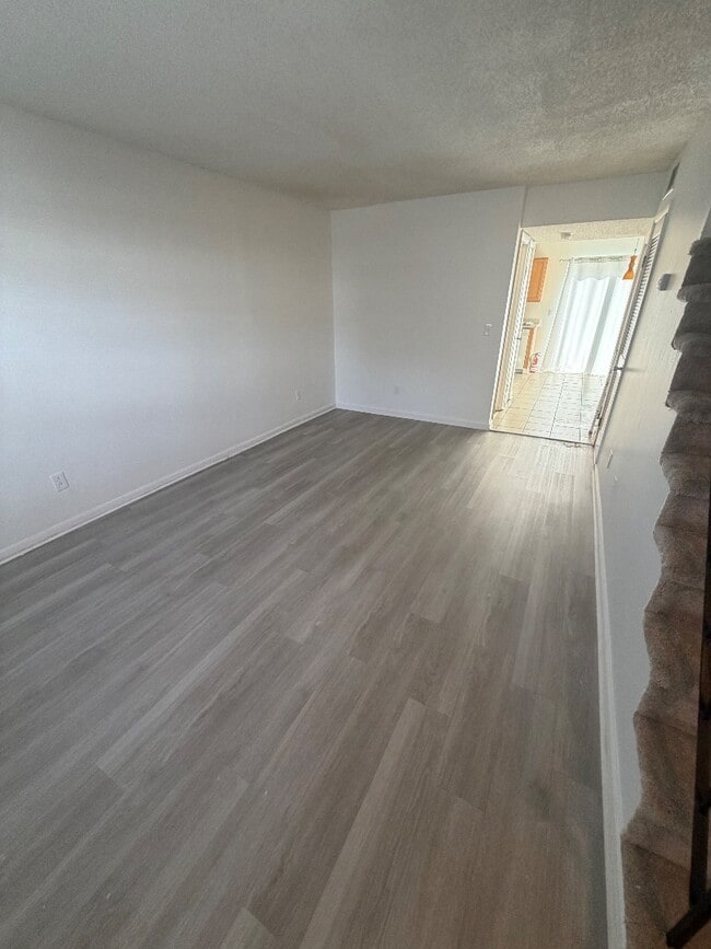 Photo - 21 Rivers Point Row