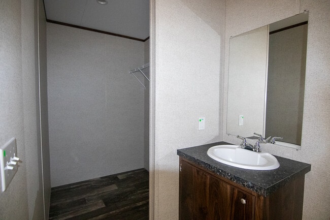 Photo - 10002 Sweetgum Ln