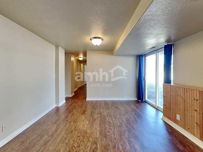 Photo - 3926 W 4650 S