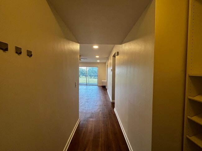 Photo - 2471 SW 82nd Ave Unidad 209