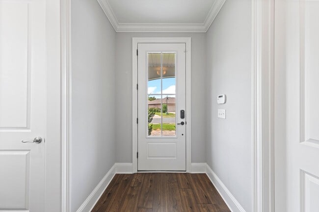 Photo - 809 Raihope Way