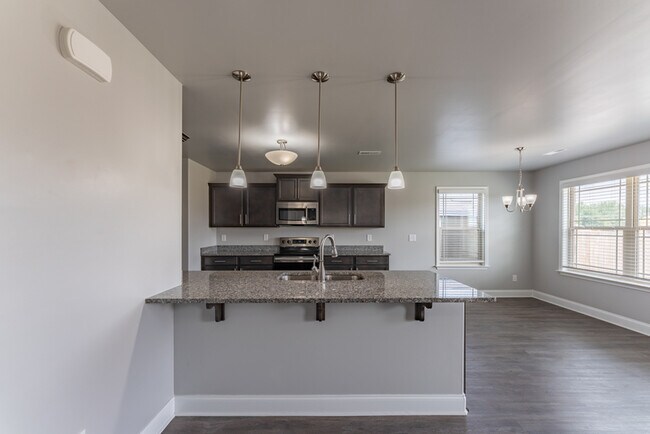 Photo - 119 Beaver Brook Pl