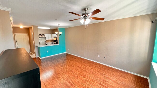 Photo - Charming 2-Bedroom Condo in Gated Metrowes...