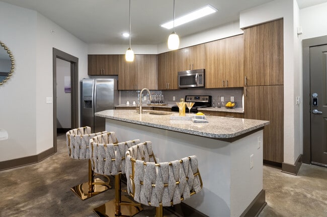 2BR, 2BA - 1163SF - Kitchen