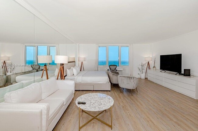 Photo - 2301 Collins Ave Unit 842