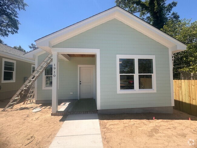 Building Photo - New Construction 3 Bedroom Home