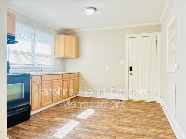 Photo - 1030 Caldwell St