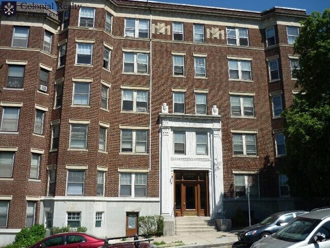 Building Photo - 1533 Commonwealth Ave Rental