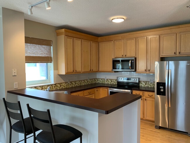 Spacious kitchen, SS - 645 N 1st St Unit 409