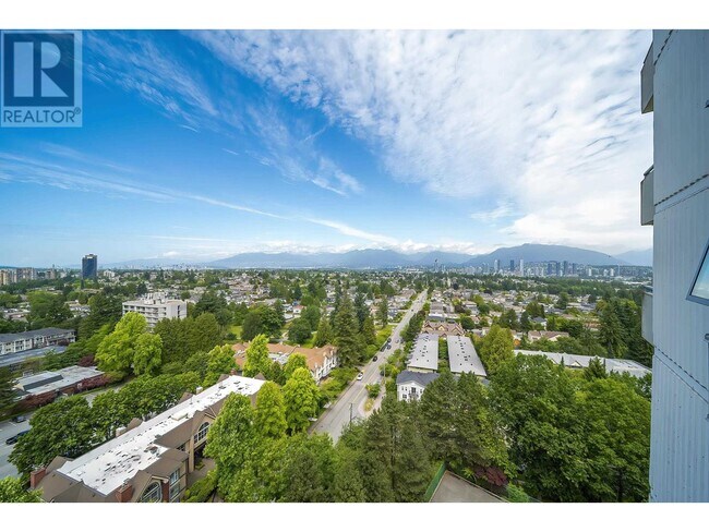 Photo - 5652 Patterson Ave