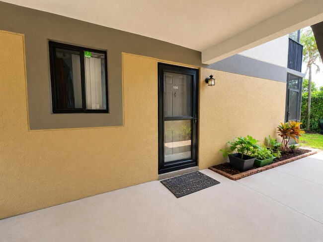 Photo - 588 Trace Cir Unit 104