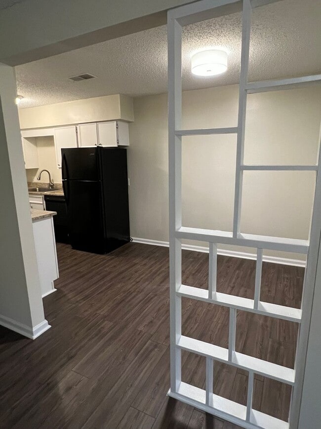 Photo - Newly renovated Quadplex with close proximity to Harbison Blvd - 3641 Apt C