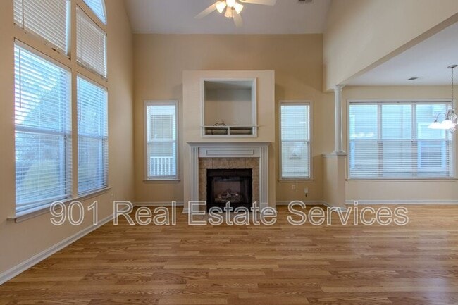 Photo - 1324 Island Shore Dr