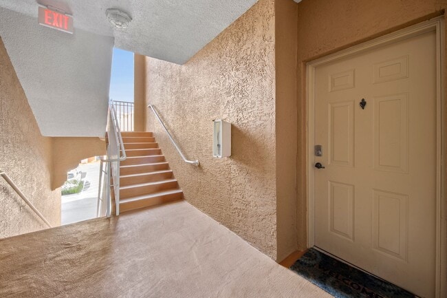 Photo - 2/2 CONDO IN BEACHWALK -FULLY FURNISHED SE...