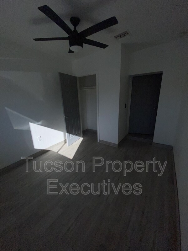 Photo - 1421 E Drachman St