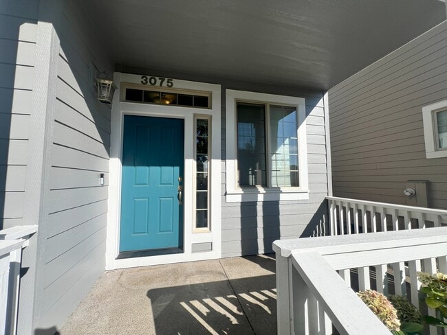 Photo - 3075 Flame Tree Ln NW