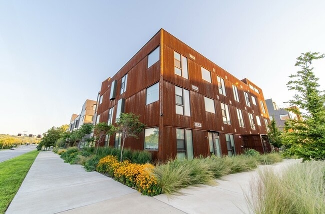 Building Photo - South Yard Lofts