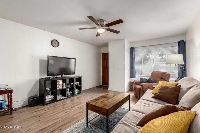 Photo - 1927 E Hampton Ave Unit 129