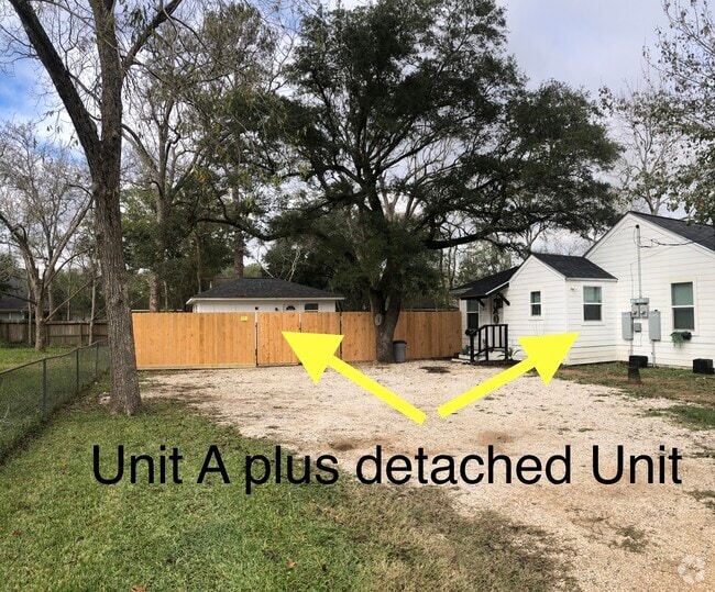 Building Photo - 208 E Magnolia St Rental