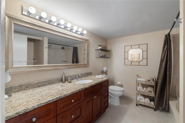 Photo - 800 Parkview Dr