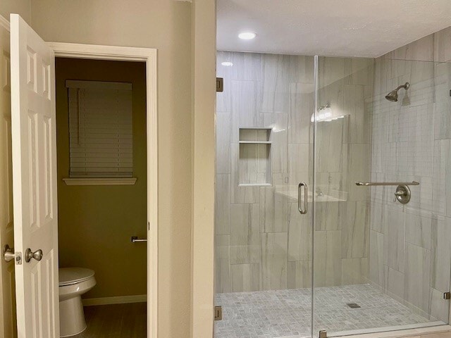 Photo - 3107 Towering Oak St