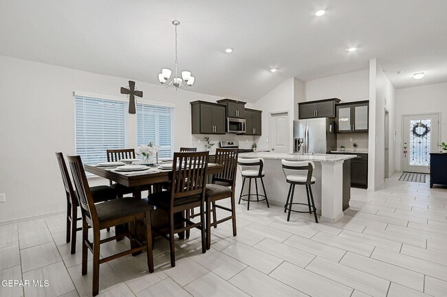 Photo - 7416 Tamarack Pl