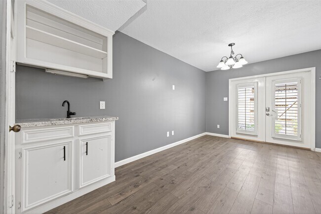 Photo - 6700 Richardson Rd Unit 305
