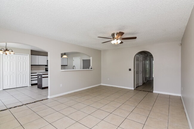 Photo - 6216 Cannoli Pl