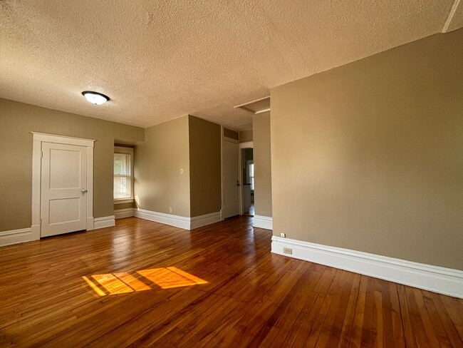 Photo - 5016 Xerxes Ave S Apartment Unit 2