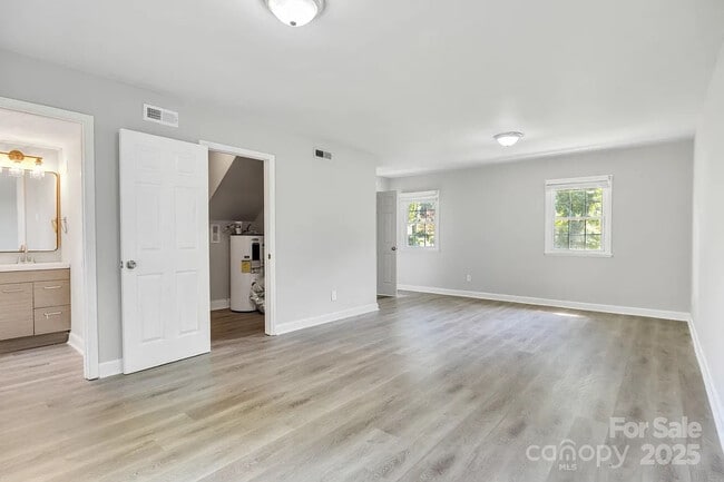 Photo - Room in House on Bilmark Ave