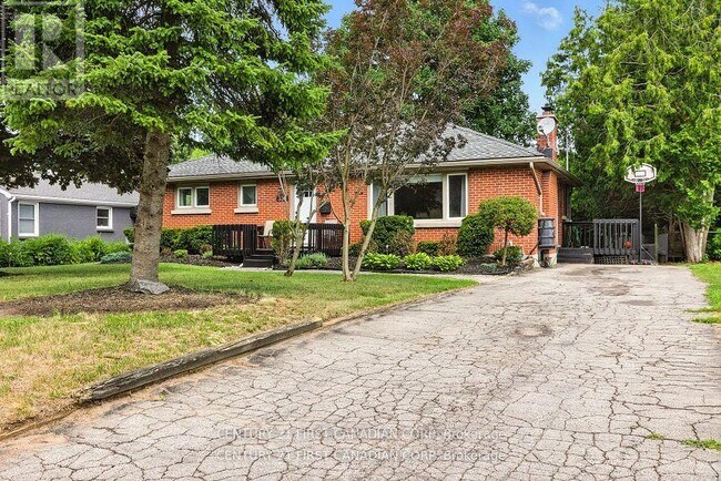 Photo - 330 Glenrose Dr