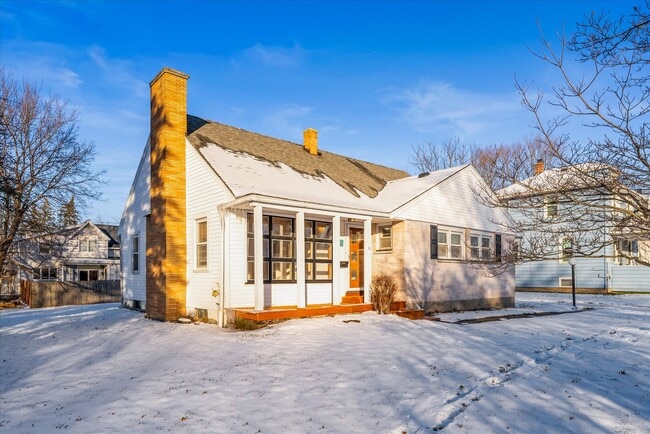 Photo - 32 Deland Park B