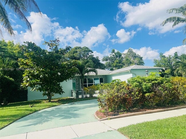 Photo - 850 SW 50th Terrace