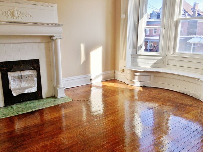 Photo - East Liberty - Apartments For Rent In Pittsburgh Unit 2